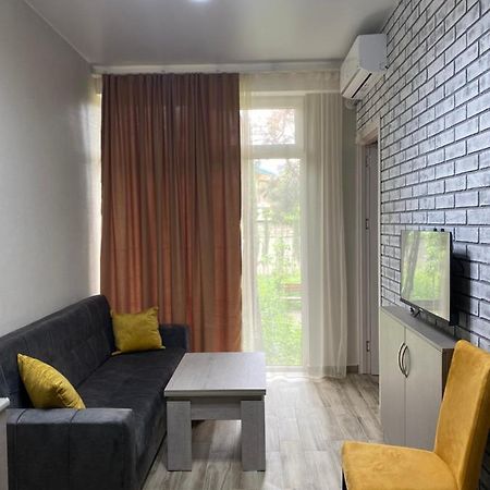 Lovely And Cozy Apartament In Tbilisi Exteriör bild